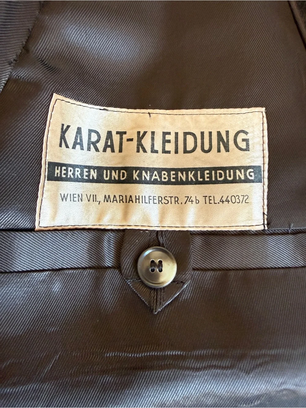 Karat-Kleidung this stunning
